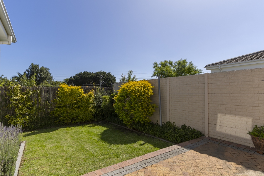 To Let 3 Bedroom Property for Rent in Heritage Park Western Cape